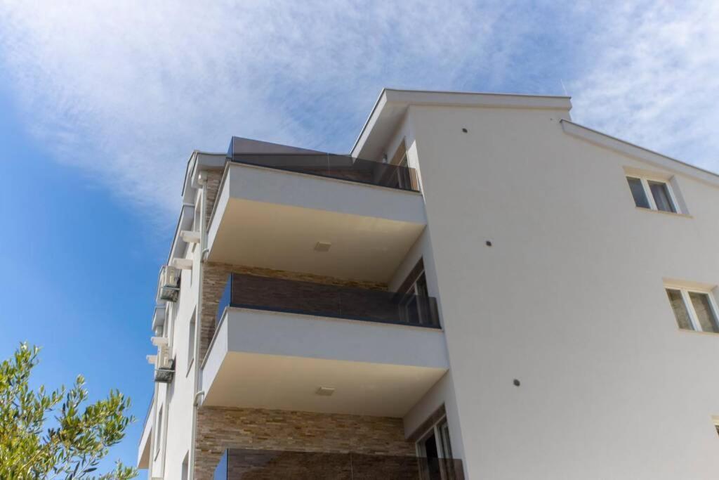 Apartments Vladimir #4 ماكارسكا المظهر الخارجي الصورة